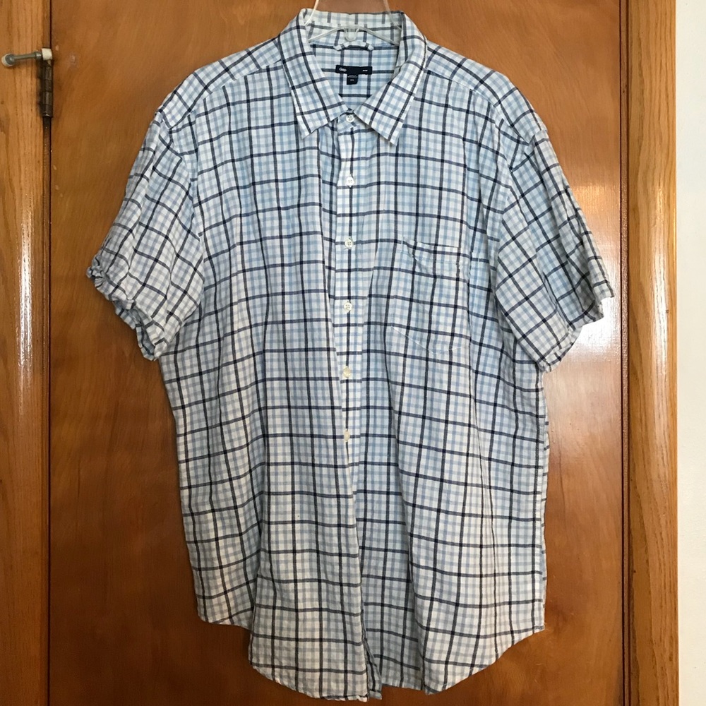 Men’s GAP Button Down - Picture 2 of 7